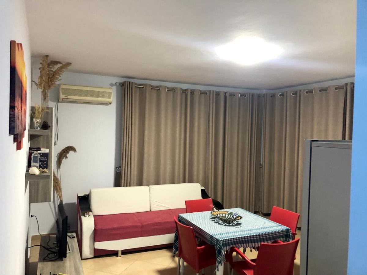 Vlore Apartment Esterno foto