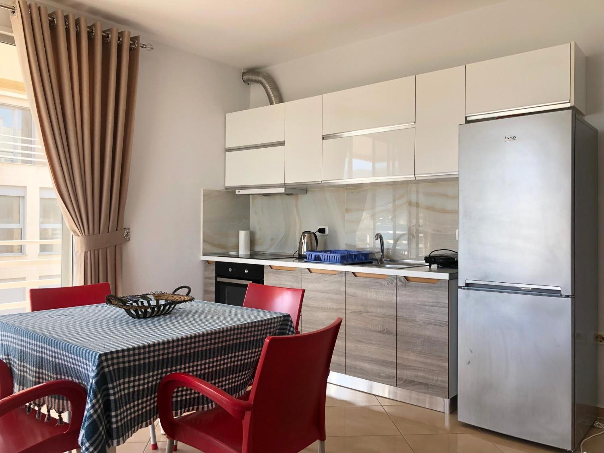 Vlore Apartment Esterno foto